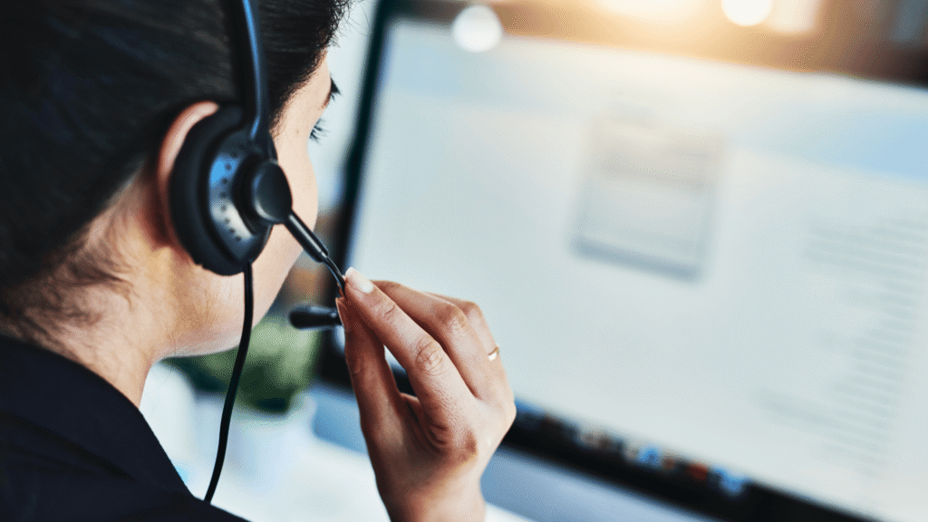 An operator dispatches messages to on-call physicians.